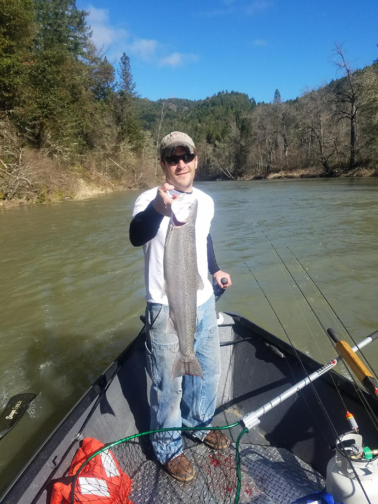 Rogue River Fishing Guide - Joel's Guide Service