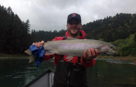 Umpqua River Fishing Guide