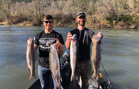 Umpqua River Fishing Guide